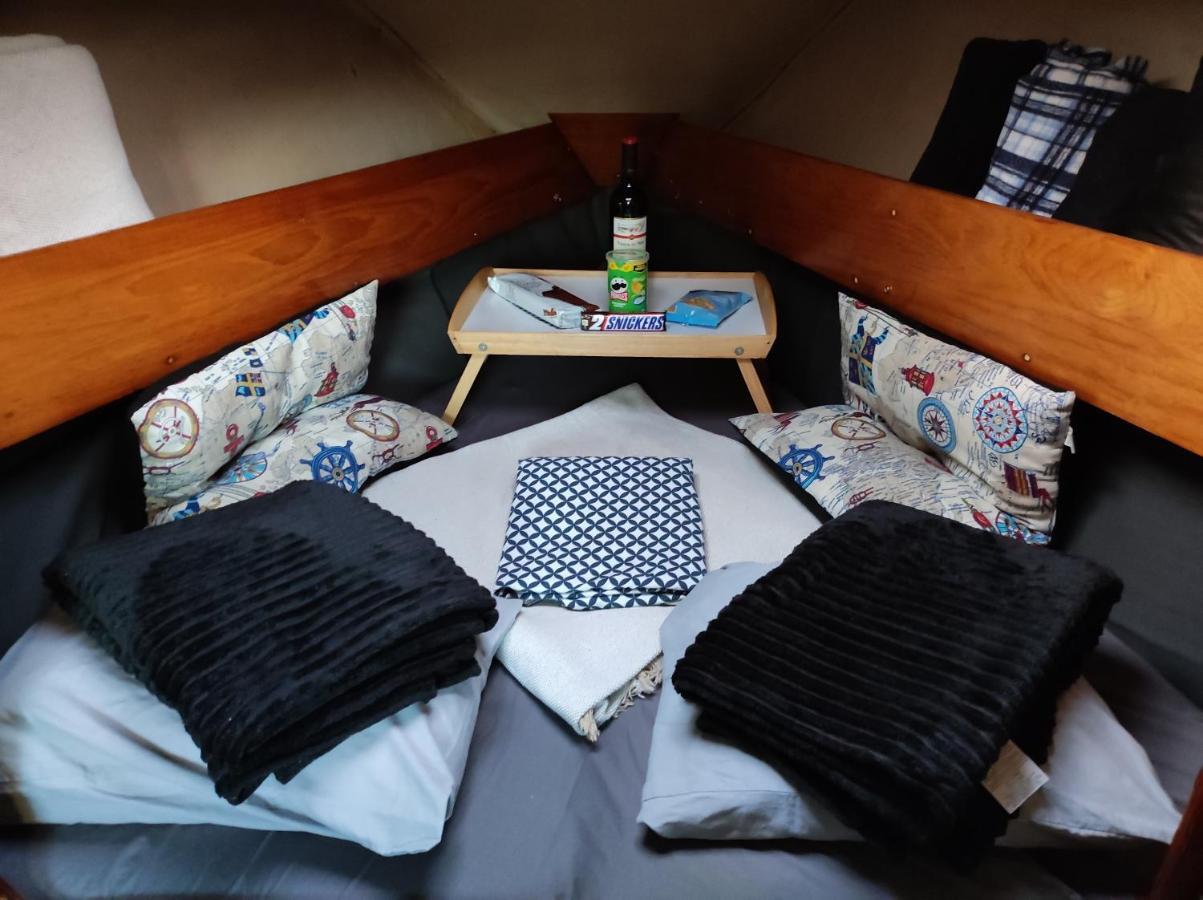 Hotel Sleep On A Sailing Boat Barcelona Sant Adria de Besos Exterior foto